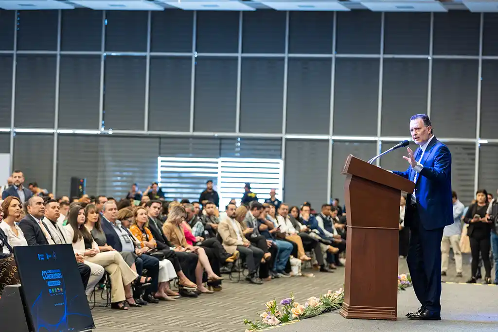 Mauricio Kuri inaugura Congreso Internacional por la paz en Querétaro